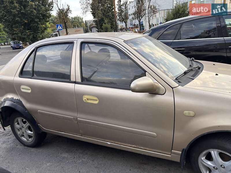 Хэтчбек Geely MR 2008 в Луцке