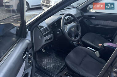 Хетчбек Geely MR 2008 в 