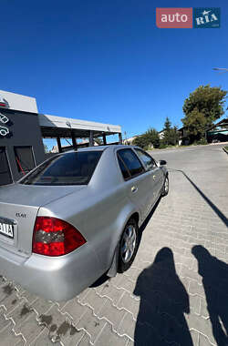 Хэтчбек Geely MR 2008 в 