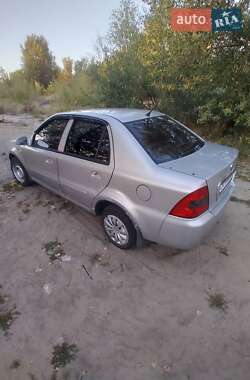 Хэтчбек Geely MR 2007 в 