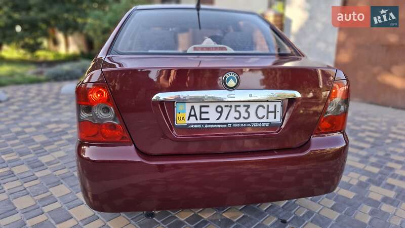Седан Geely MR 2008 в Кам'янському