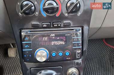 Седан Geely MR 2008 в 