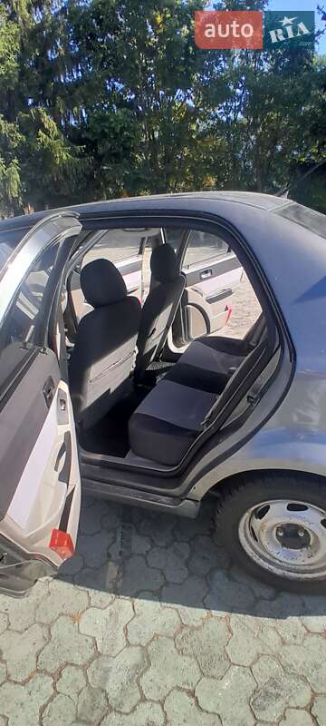 Хэтчбек Geely MR 2008 в Дубно