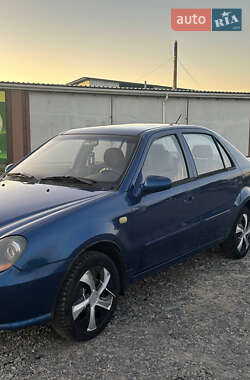 Хетчбек Geely MR 2008 в 