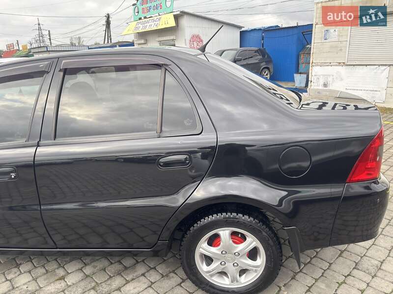 Седан Geely MR 2011 в Чернівцях