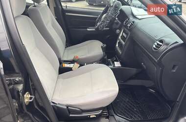 Седан Geely MR 2011 в 