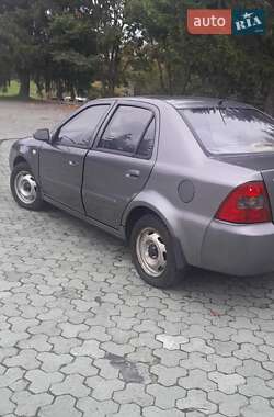 Хетчбек Geely MR 2008 в 