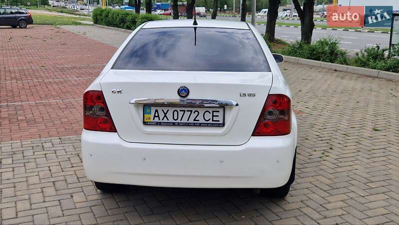 Хетчбек Geely MR 2009 в Харкові фото 2 Хетчбек Geely MR 2009 в Харкові