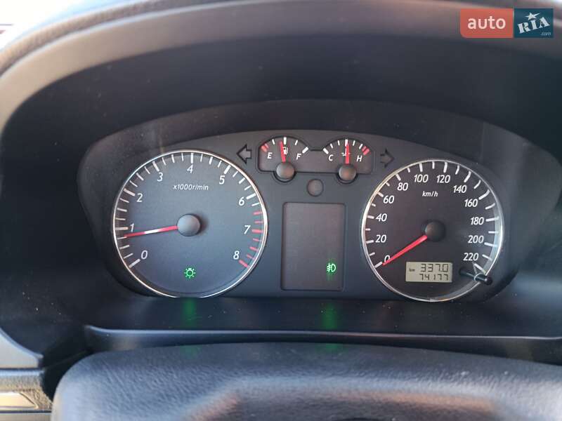 Седан Geely MR 2011 в Лановцах