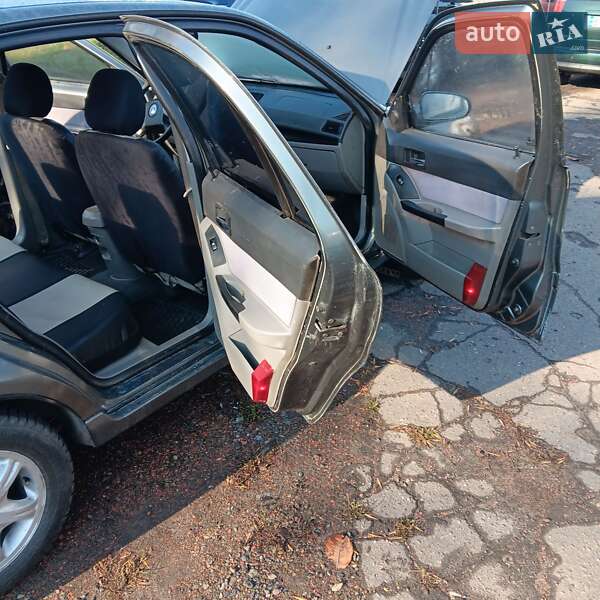 Хэтчбек Geely MR 2008 в Шептицькому