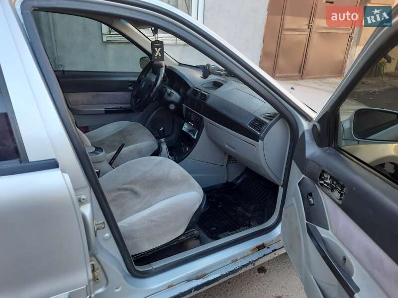 Хетчбек Geely MR 2008 в Одесі фото 8 Хетчбек Geely MR 2008 в Одесі