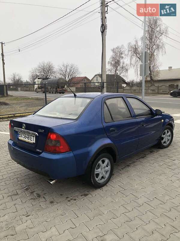 Хэтчбек Geely MR 2008 в Черновцах