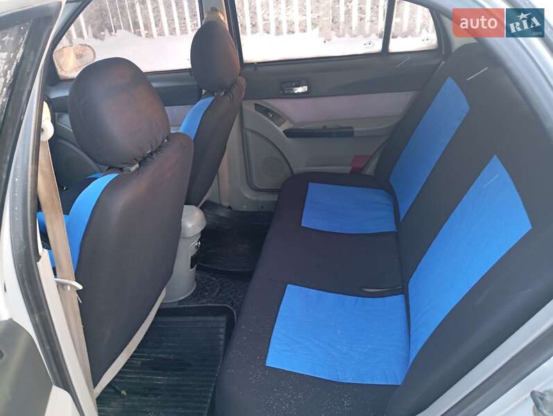 Хетчбек Geely MR 2008 в Коростишеві