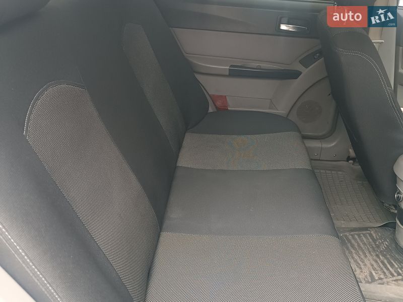 Хетчбек Geely MR 2007 в Первомайську