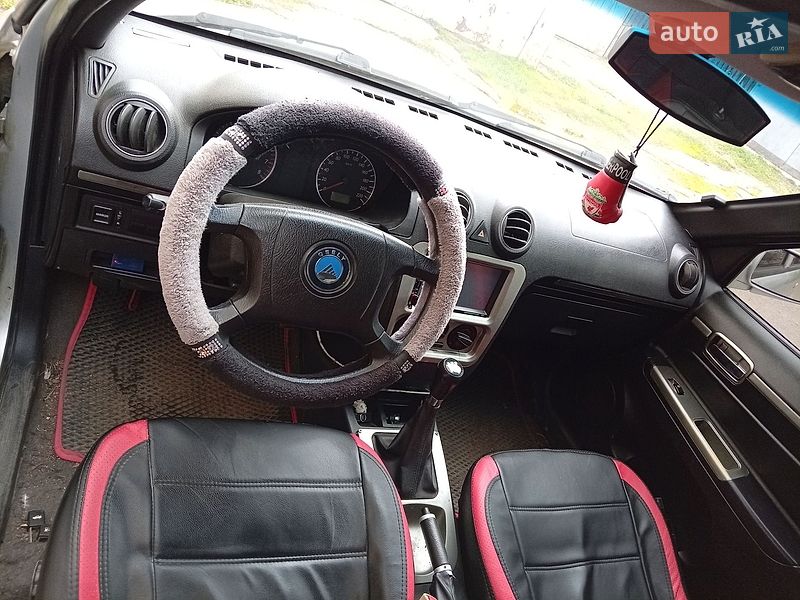 Хэтчбек Geely MR 2010 в Смеле