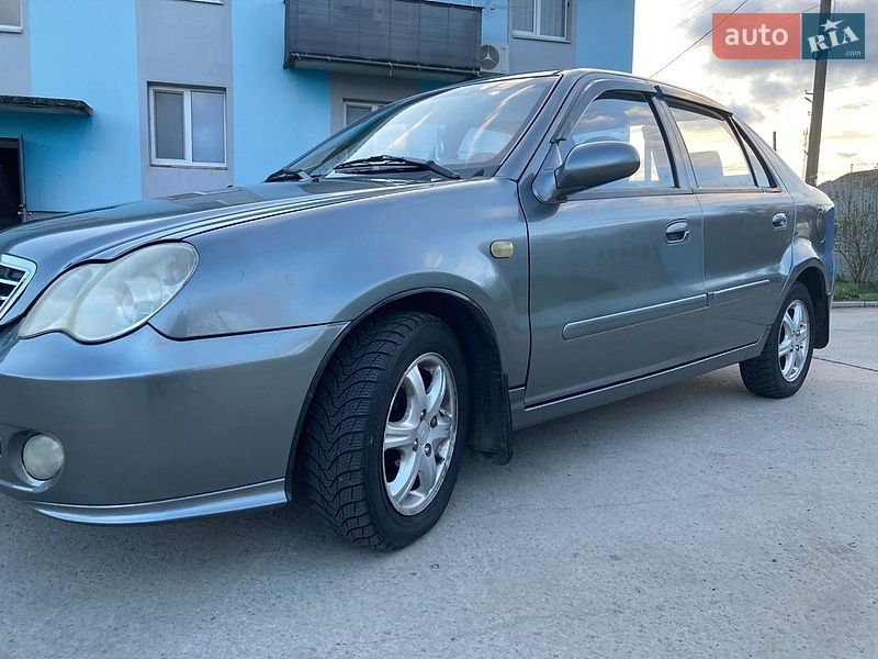 Хэтчбек Geely MR 2009 в Березане