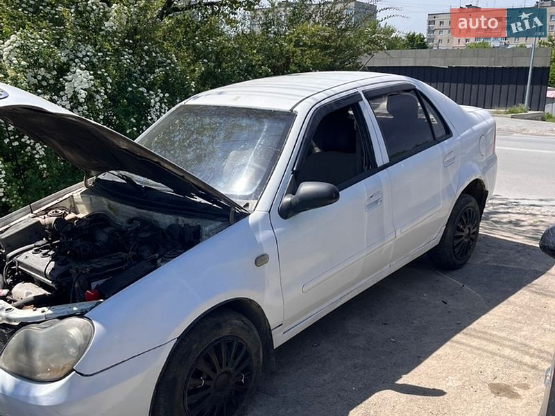 Хэтчбек Geely MR 2007 в Каменец-Подольском