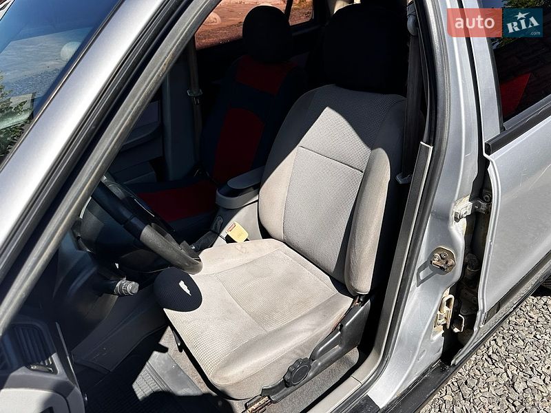 Хэтчбек Geely MR 2008 в Луцке