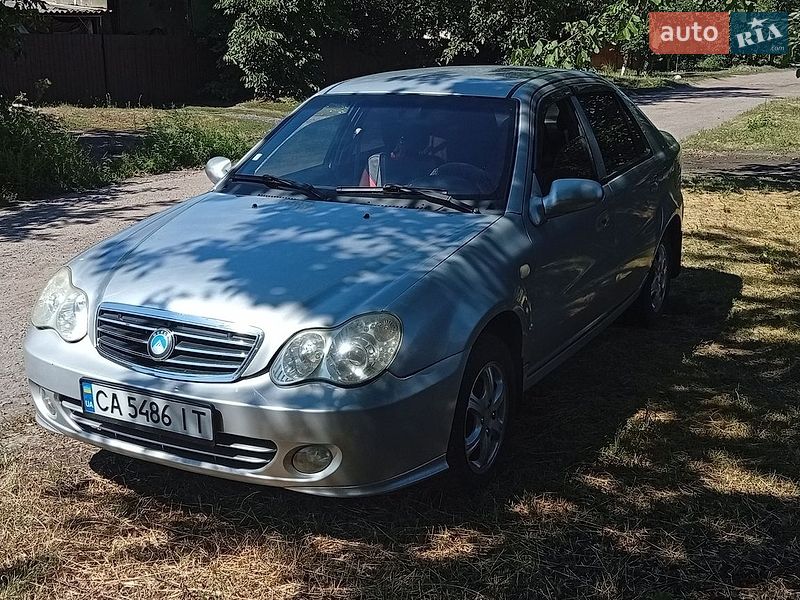 Хэтчбек Geely MR 2010 в Смеле