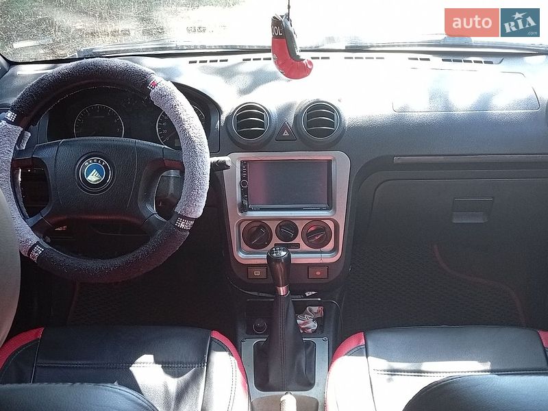 Хэтчбек Geely MR 2010 в Смеле