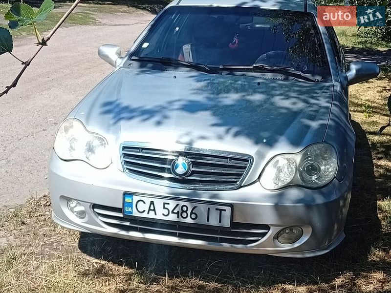 Хэтчбек Geely MR 2010 в Смеле