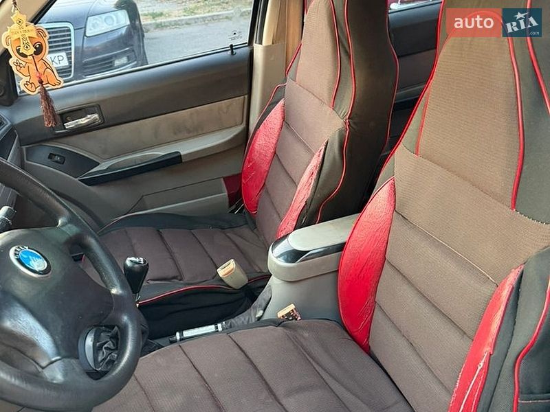 Хэтчбек Geely MR 2007 в Шполе