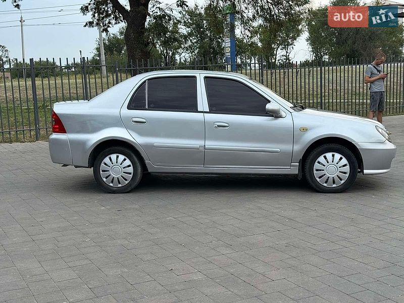 Хэтчбек Geely MR 2008 в Кривом Роге