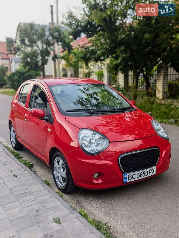 Хетчбек Geely Panda 2013 в 