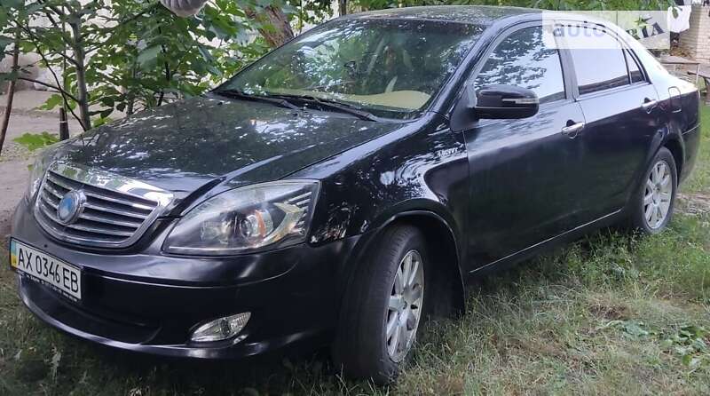 Седан Geely SL 2013 в 