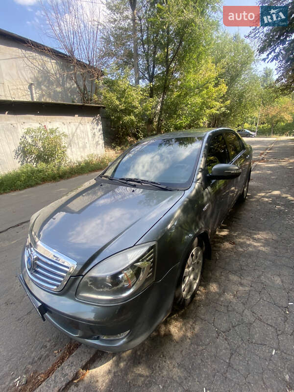 Geely SL 2012 Geely SL 2012