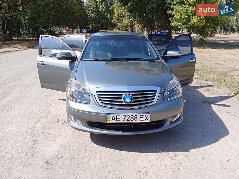 Седан Geely SL 2012 в Новомосковске