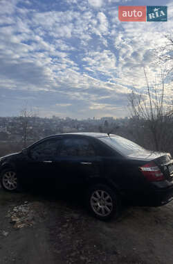 Седан Geely SL 2012 в 