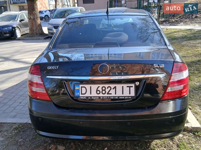 Седан Geely SL 2013 в Бурштыне