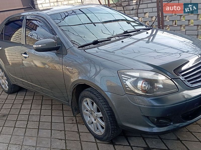 Geely SL 2012
