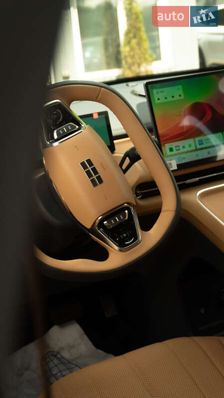 Внедорожник / Кроссовер Geely Starship 7 2025 в Киеве