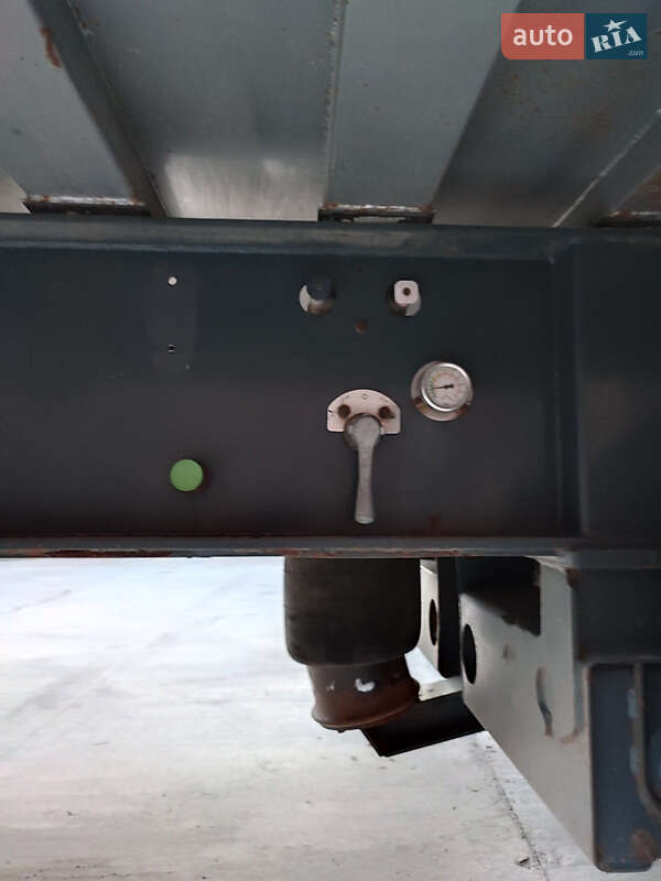 Зерновоз - полуприцеп General Trailers TF 2004 в Черновцах фото 10 Зерновоз - полуприцеп General Trailers TF 2004 в Черновцах