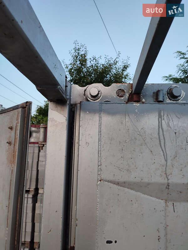 Зерновоз - полуприцеп General Trailers TF 2004 в Черновцах фото 17 Зерновоз - полуприцеп General Trailers TF 2004 в Черновцах