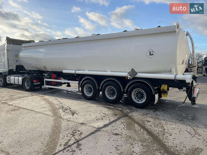 Цистерна полуприцеп General Trailers ТХ34 2003 в Киеве