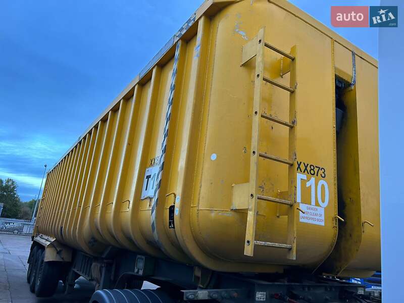 Самоскид напівпричіп General Trailers Trailers 2002 в Бучачі