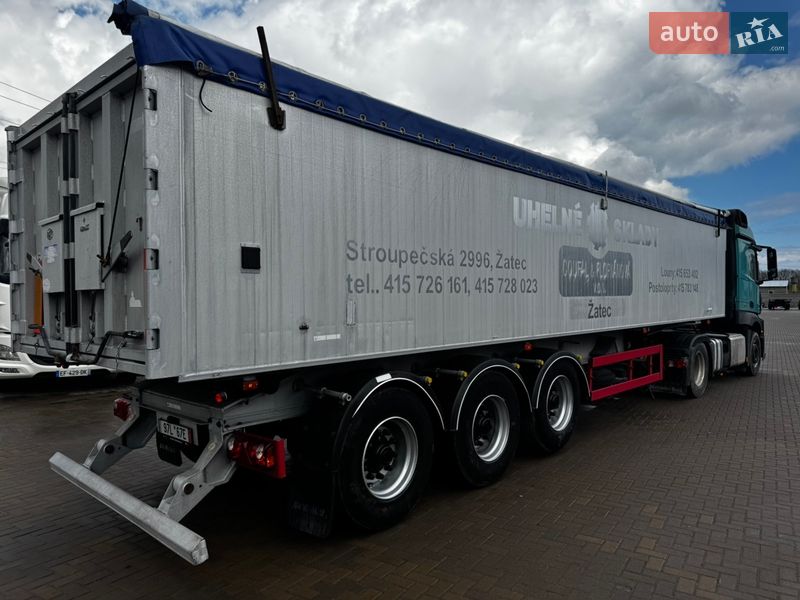 Зерновоз - напівпричіп General Trailers Trailers 2002 в Вінниці