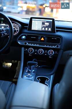 Седан Genesis G70 2019 в 