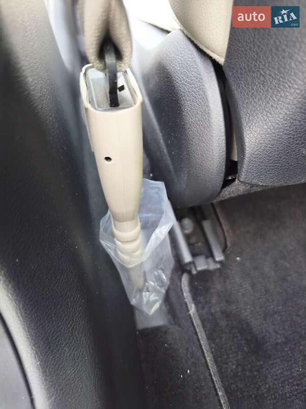 Седан Genesis G70 2019 в Кривом Роге фото 50 Седан Genesis G70 2019 в Кривом Роге