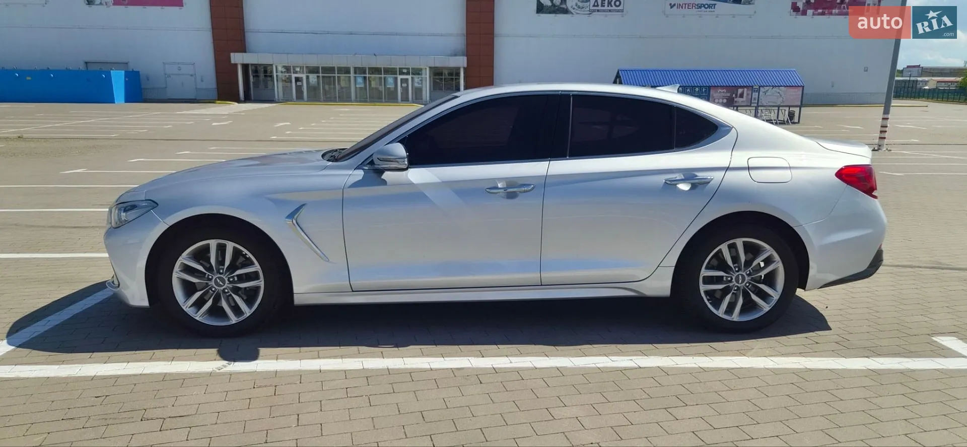 2018 Genesis G70 - мініатюра 8