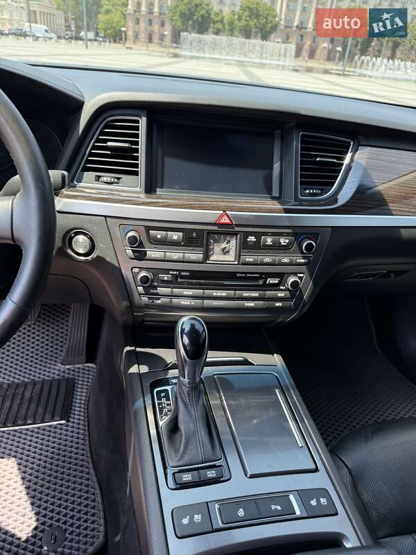 Седан Genesis G80 2016 в Миколаєві