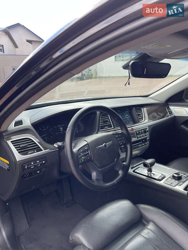 Седан Genesis G80 2016 в Ровно