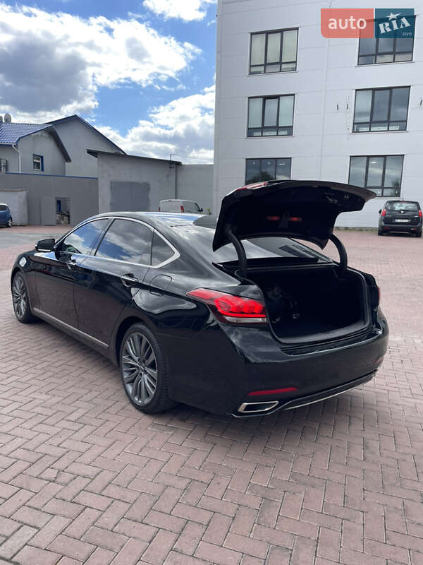 Седан Genesis G80 2016 в Ровно