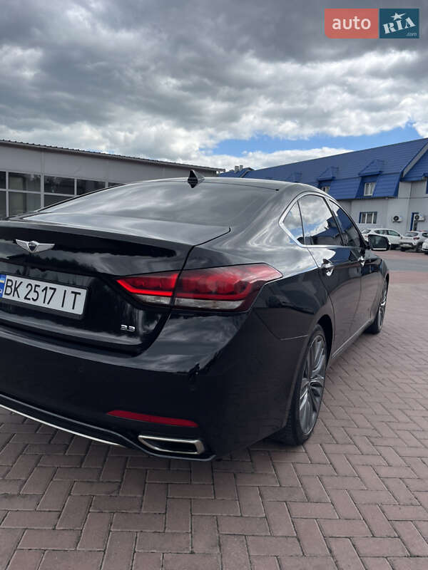 Седан Genesis G80 2016 в Ровно