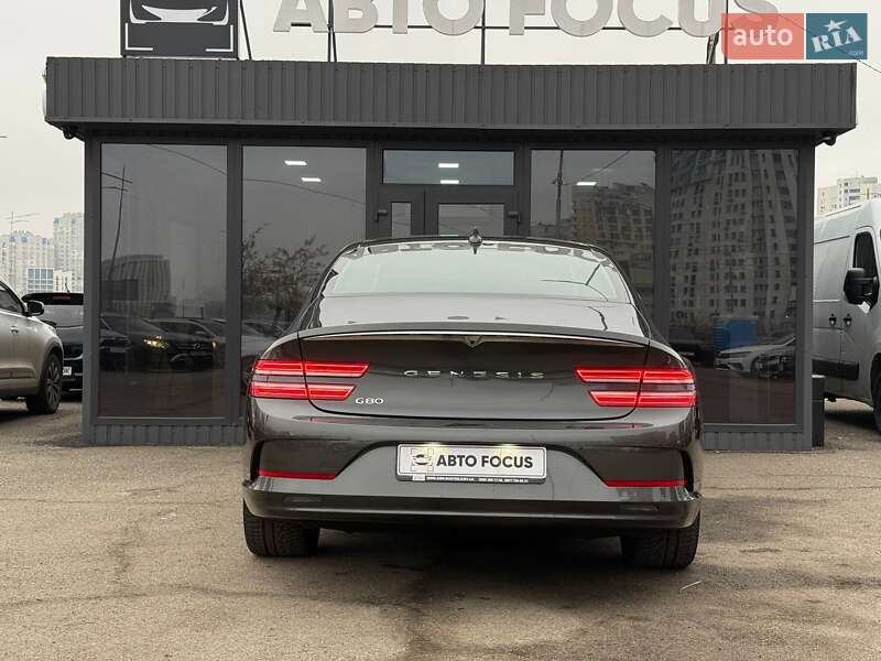 Седан Genesis G80 2023 в Киеве