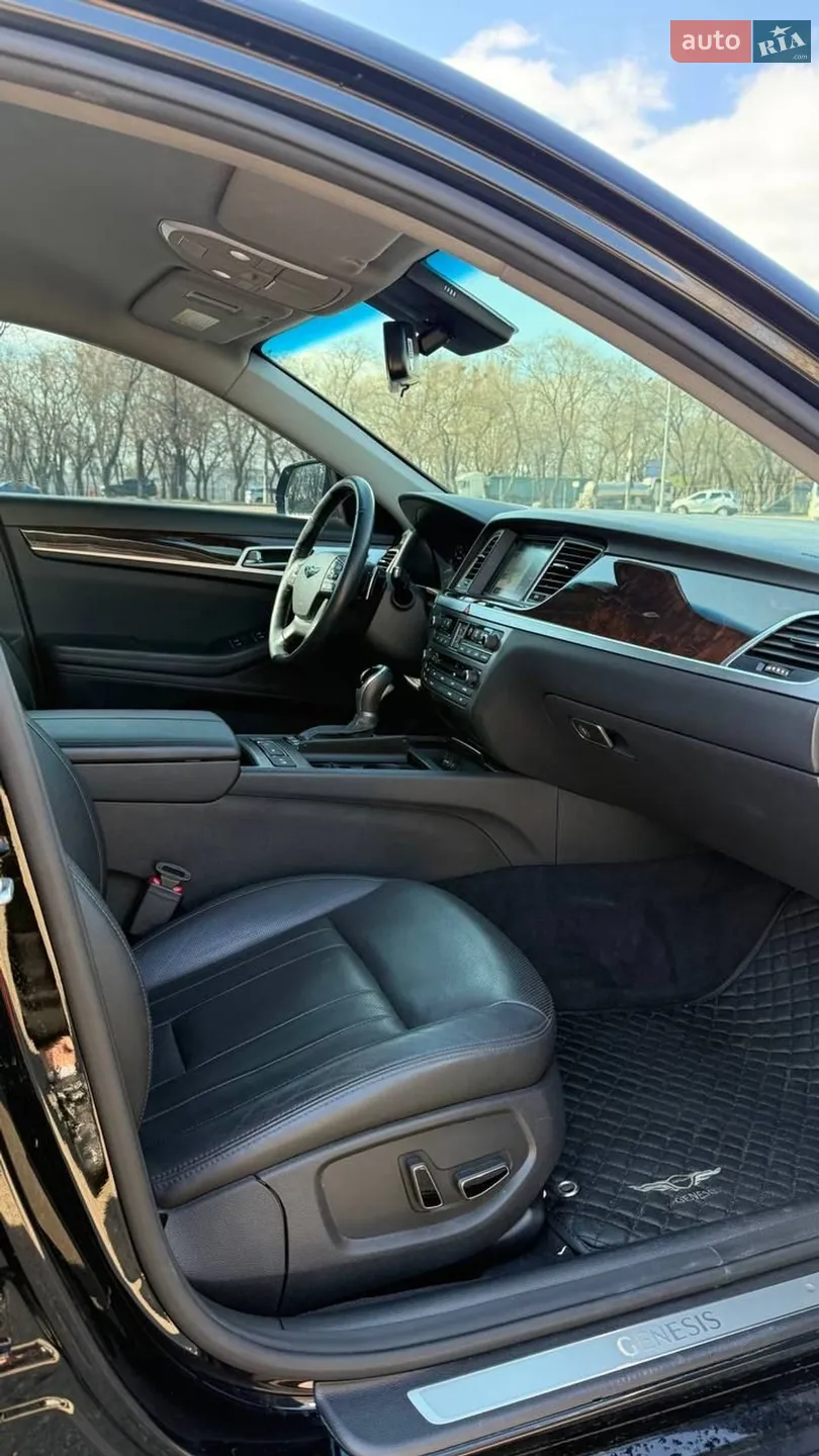 2016 Genesis G80 - мініатюра 16