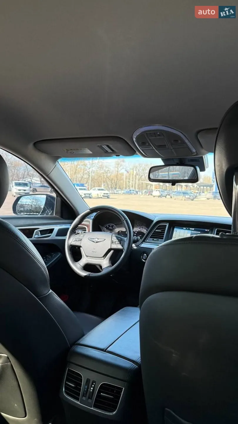 2016 Genesis G80 - мініатюра 17